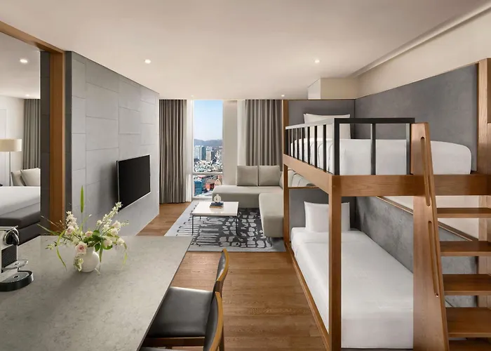 Hotel Novotel Ambassador Dongdaemun & Residences 5*