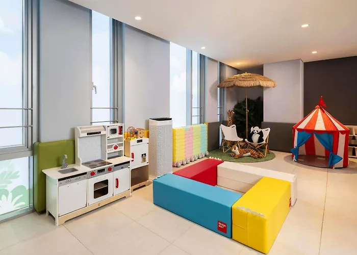 Novotel Ambassador Dongdaemun & Residences 5*
