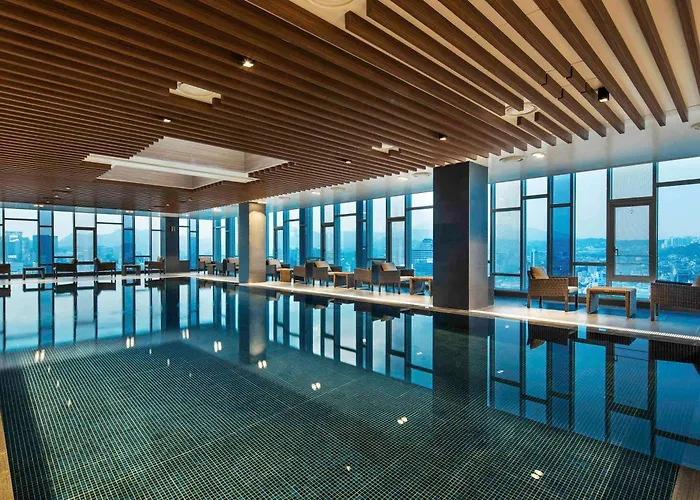 Novotel Ambassador Dongdaemun & Residences 5*