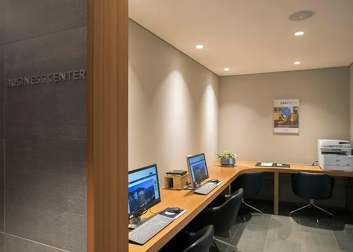 Novotel Ambassador Dongdaemun & Residences 5* Seoul